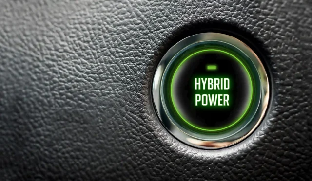 en-az-yakan-hibrit-arabalar